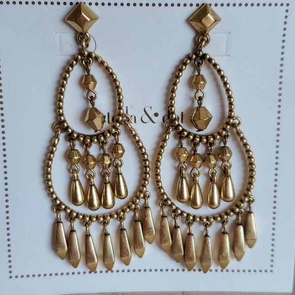 Stella & Dot Reverie Chandelier Earrings